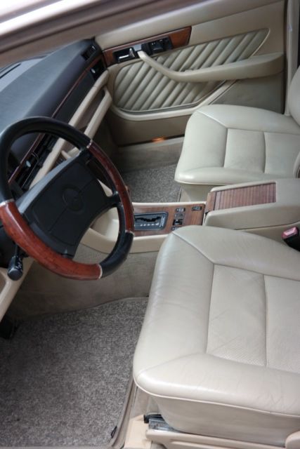 1990 mercedes benz 420 sel gold, leather interior. great condition! runs great!