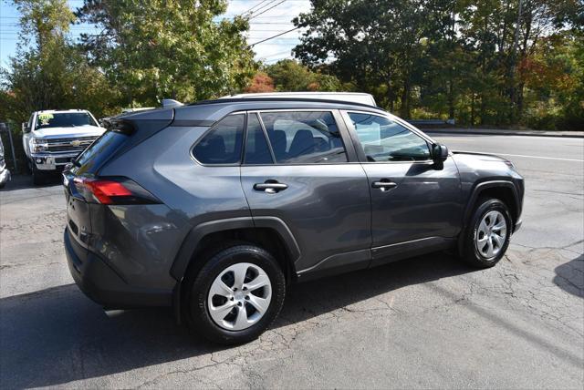 2020 toyota rav4 le