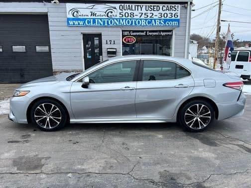 2018 toyota camry se in edgemere, massachusetts