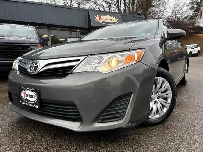 2014 toyota camry le sedan 4d in aldan, pennsylvania