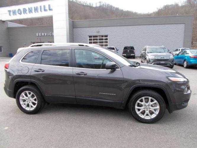 2018 jeep cherokee latitude 4x4 latitude 4dr suv for sale in chapmanville, west virginia
