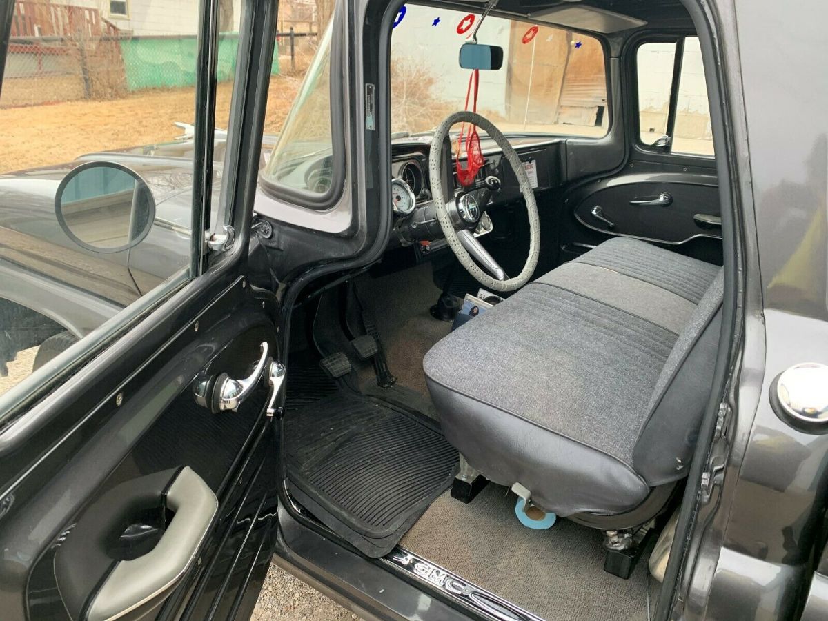 1963 gmc c10 32,167 half ton short box 4 speed