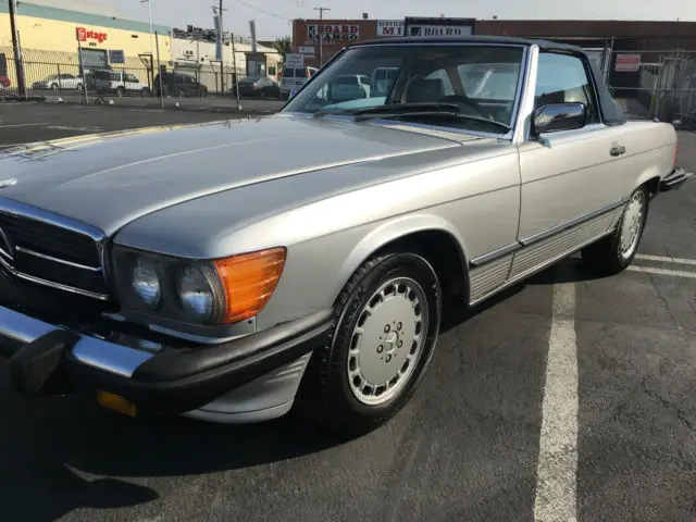 1986 mercedes 560 sl convertible low milles no reserve