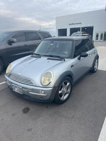 2004 mini cooper s base