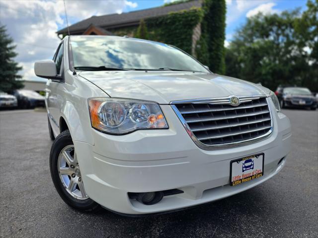 2009 chrysler town & country touring