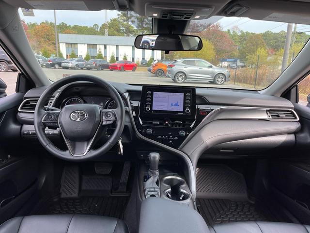 2023 toyota camry se