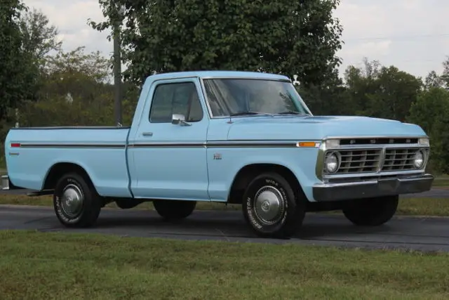 1975 blue great driver, great condition v8 automatic