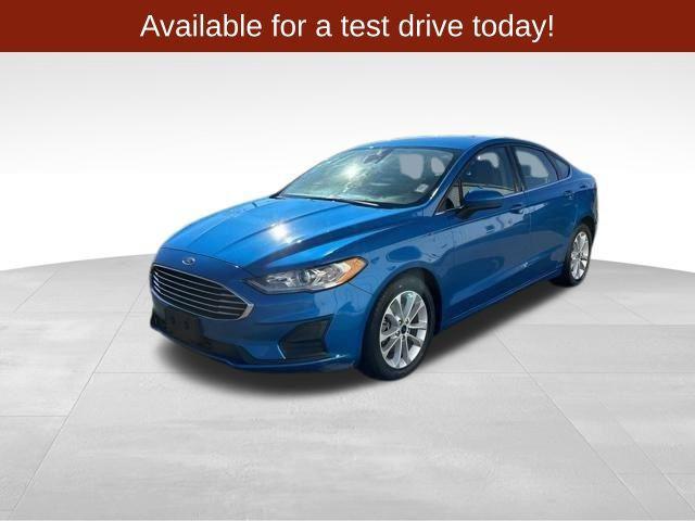 2020 ford fusion se