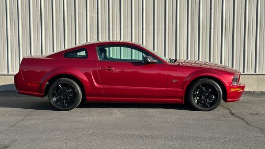 2005 Ford Mustang