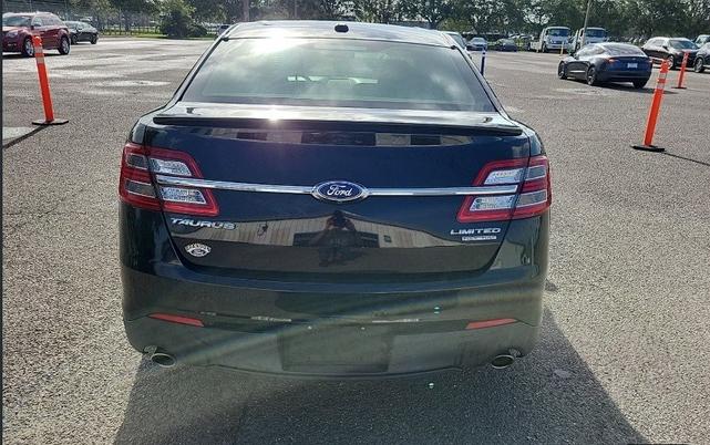 2018 ford taurus limited