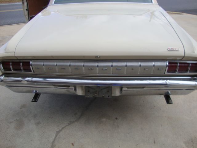 330/4 barrel v8 air cond, 2 dr hardtop no reserve 442?