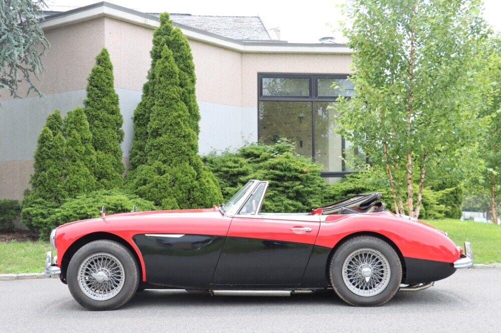 1965 austin healey 3000bj8 red with black coves
