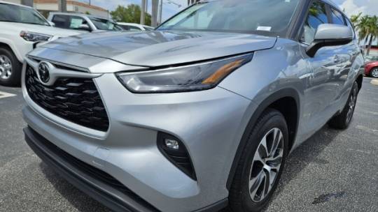 2023 toyota highlander l