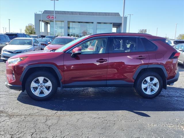 2019 toyota rav4 xle