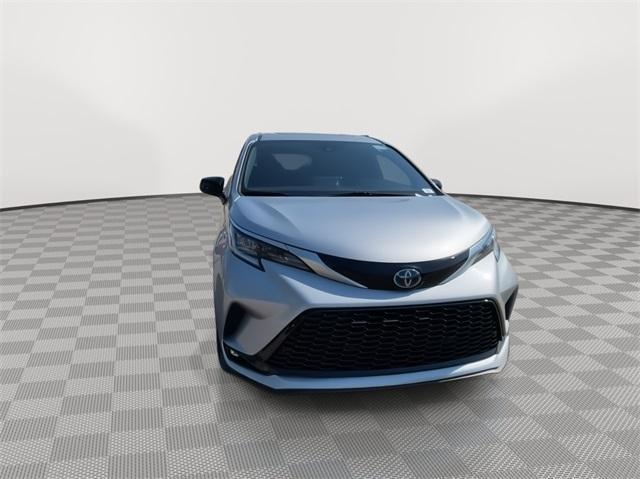 2022 toyota sienna xse 7 passenger