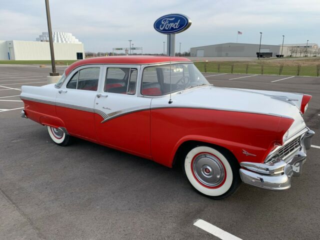 1956 ford fairlane town sedan - excellent condition