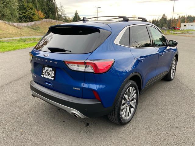 2022 ford escape titanium