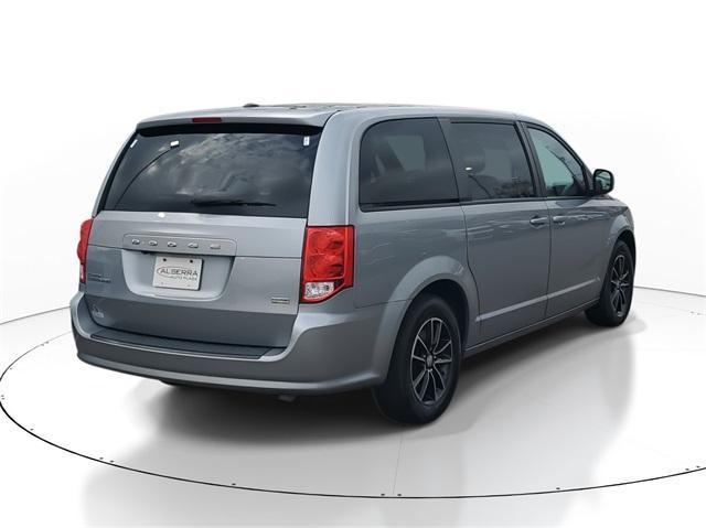 2019 dodge grand caravan se