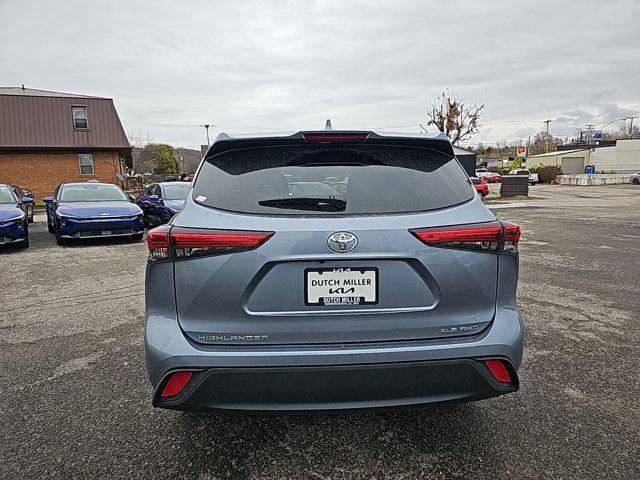 2021 toyota highlander xle