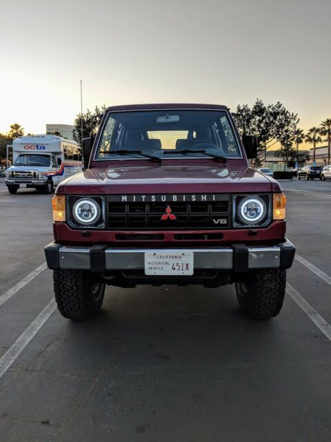 1990 mitsubishi montero ls