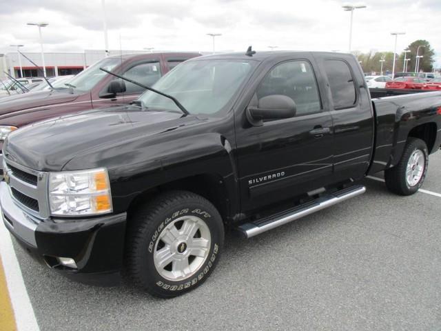 2009 chevrolet silverado 1500 lt 4x4 lt 4dr extended cab 5.8 ft. sb for sale in milford, delaware