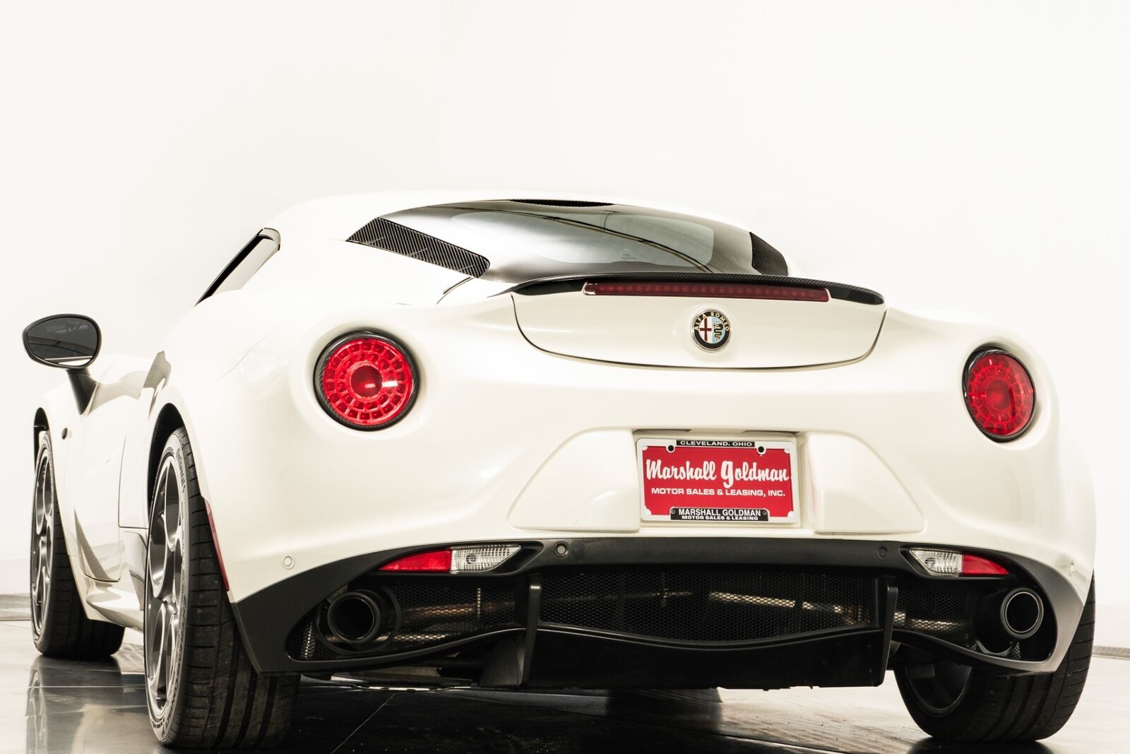 2015 alfa romeo 4c launch edition