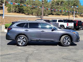 2021 Subaru Outback touring xt