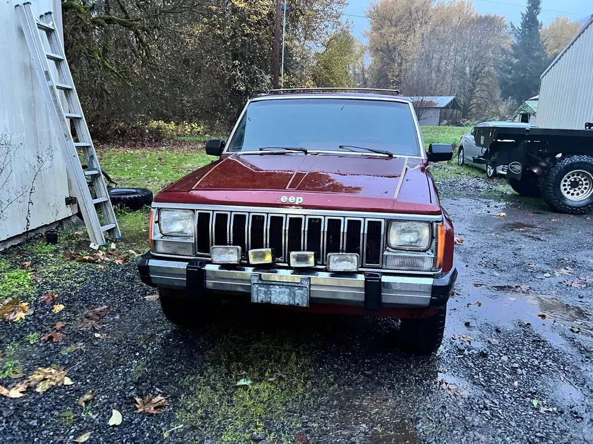 1986 jeep cherokee red 4wd manual laredo