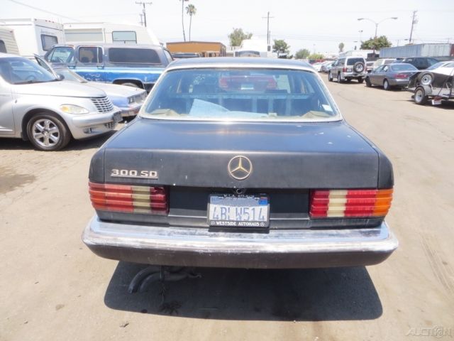 1981 mercedes-benz 300sd 4 dr turbodiesel used 3l i5 10v automatic no reserve