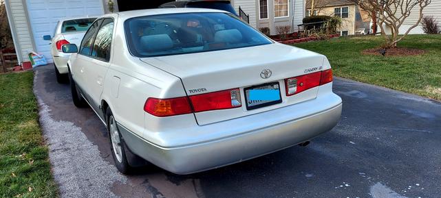 2001 toyota camry le
