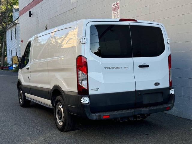 2016 ford transit-150 base