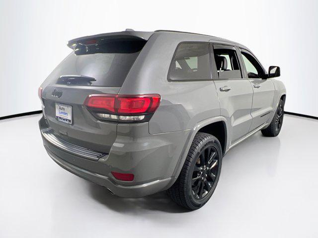 2021 jeep grand cherokee laredo