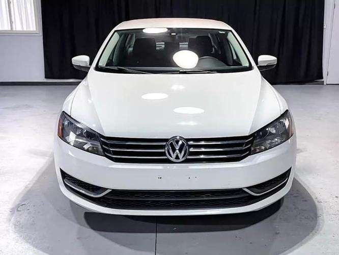 2013 volkswagen passat 2.5l s sedan 4d in ontario, new york