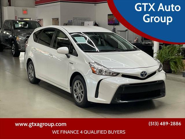 2017 toyota prius v four