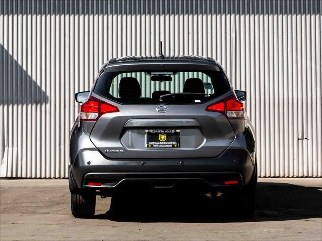 2020 nissan kicks s