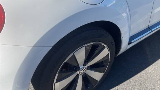 2013 Volkswagen Beetle