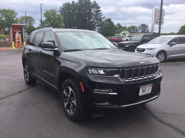 2022 jeep grand cherokee 4xe base