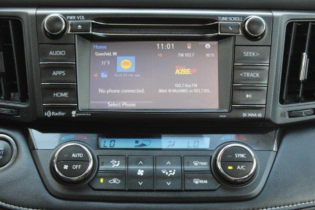 used 2018 toyota rav4 awd xle milwaukee, wi 53221 for sale in milwaukee, wisconsin