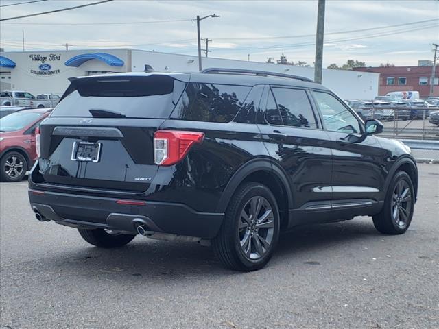 2022 ford explorer xlt