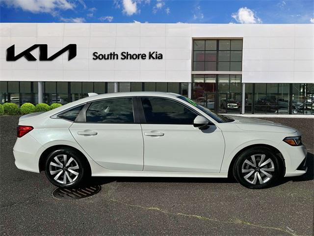 2022 honda civic lx