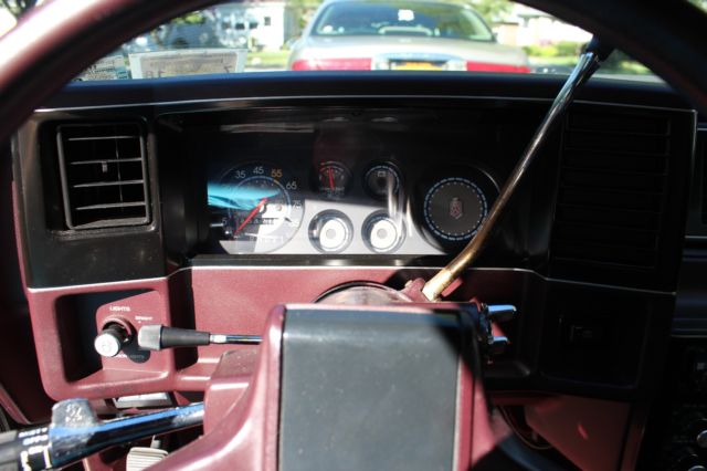 1987 burgundy monte carlo ls