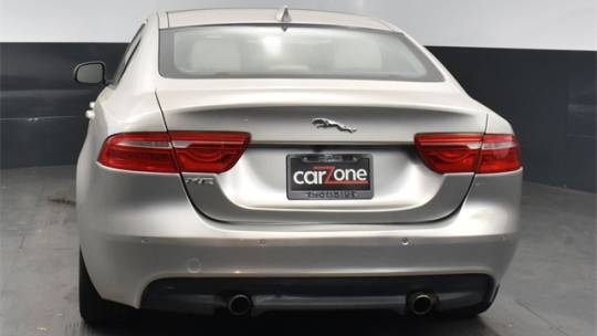 2017 Jaguar XE