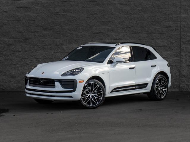 2023 porsche macan base