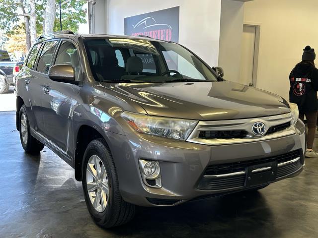2012 toyota highlander hybrid base