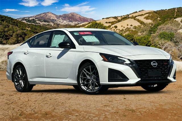 2024 nissan altima 2.0 sr