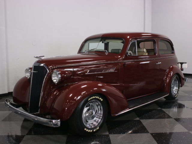 327 v8, 700r4 trans, a/c, power brakes, great paint/interior! ready to cruise!