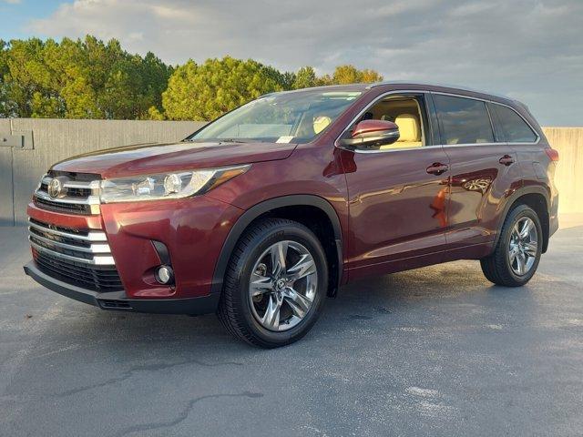 2017 toyota highlander limited