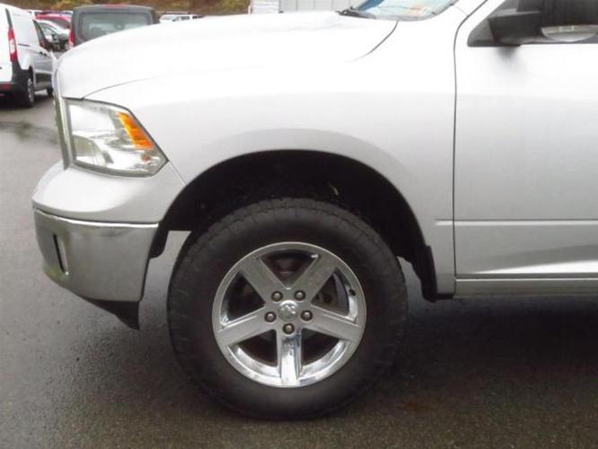 2013 ram ram pickup 1500 slt 4x4 slt 4dr crew cab 5.5 ft. sb pickup for sale in summersville, west virginia