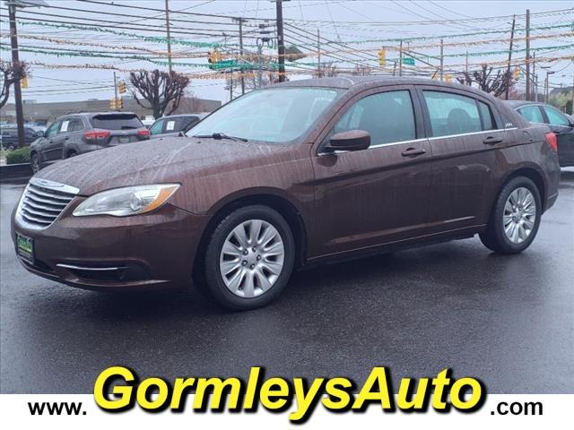 2013 chrysler 200 lx