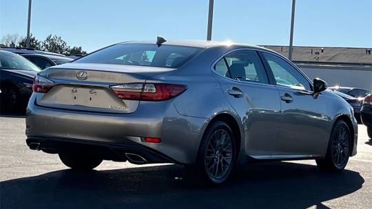 2018 Lexus ES